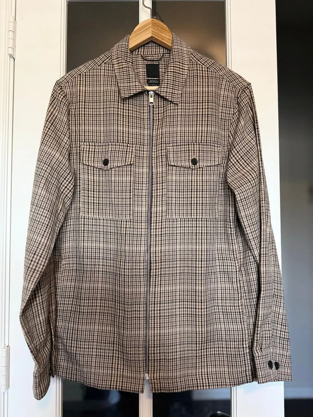 H&M Men’s Regular Fit Glen Plaid Zip Shirt Jacket Shacket Beige Black Size Small
